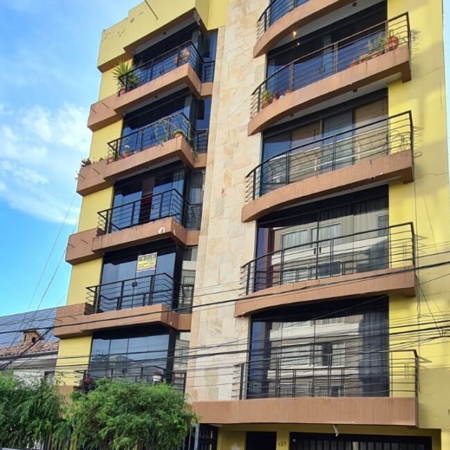 Condomínio Maria Esther 02